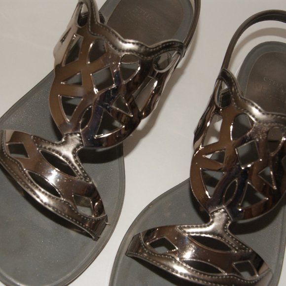 STUART WEITZMAN Graphite Silver Gelfisher Flat Slingback Sandals sz 6 Women's - Picture 5 of 13